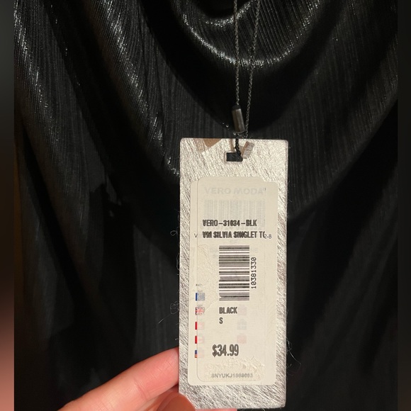 VERO MODA NWT Black halter neck top, size small - Picture 4 of 4